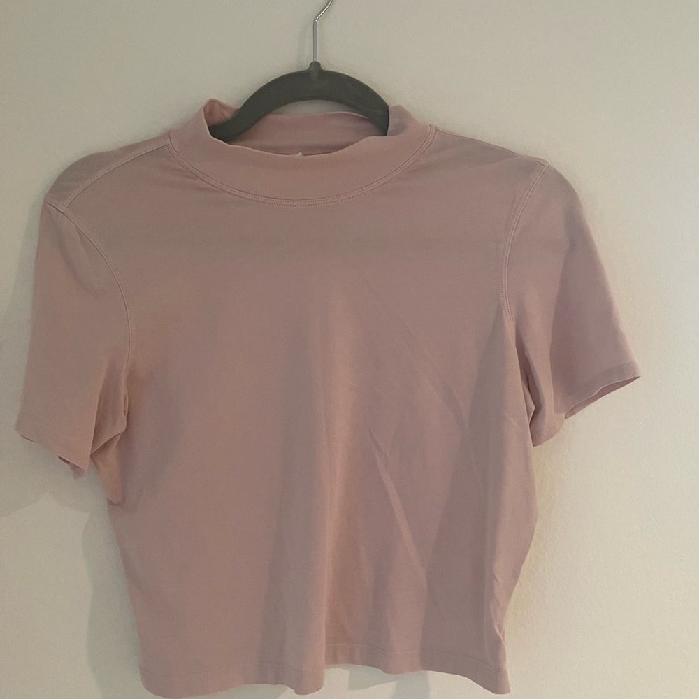 lululemon crop top